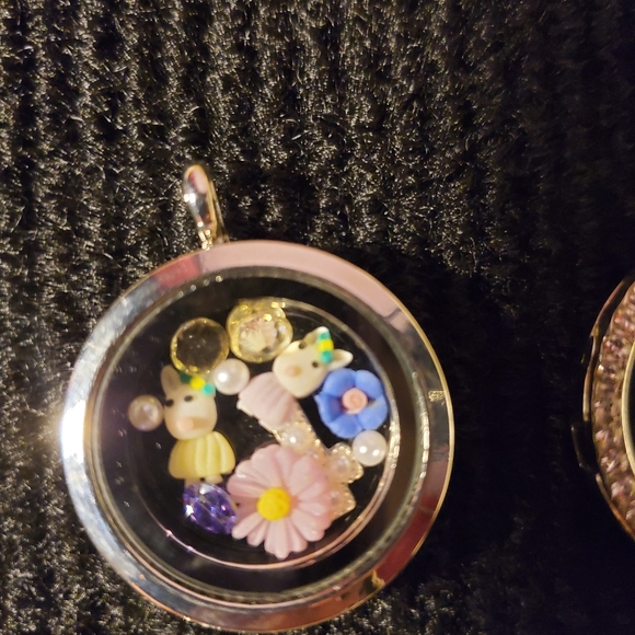 COPY - Lockets  Personalized - Picture 4 of 6